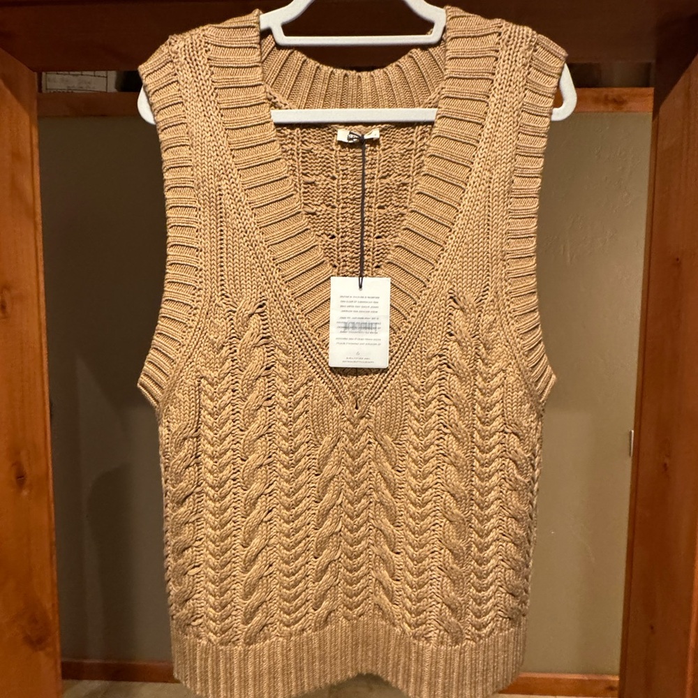 NWT Spell Rolling Hills Knit Vest in Camel Large